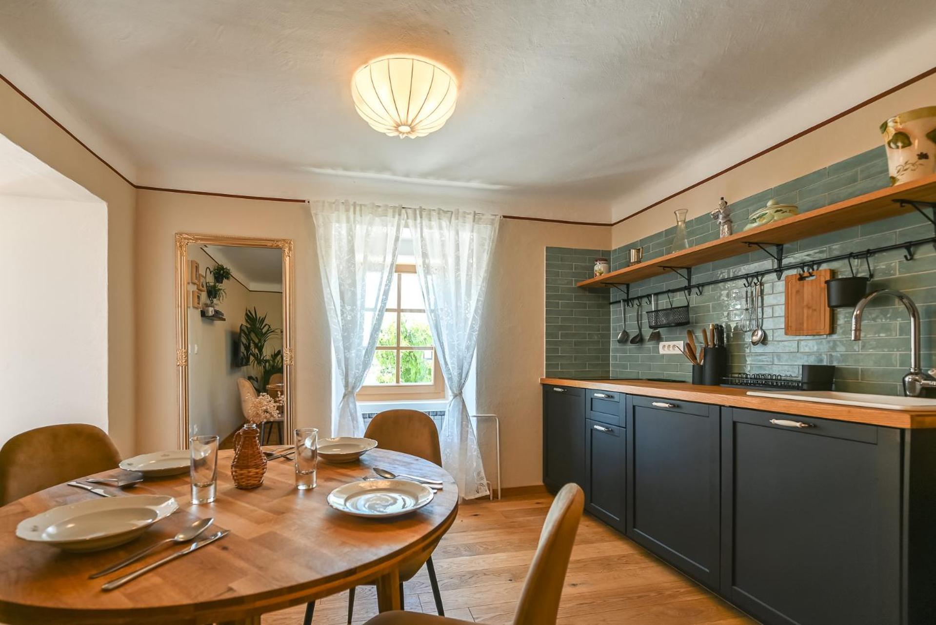 Apartment Medanni - Boutique House In Nature With Pool Izola