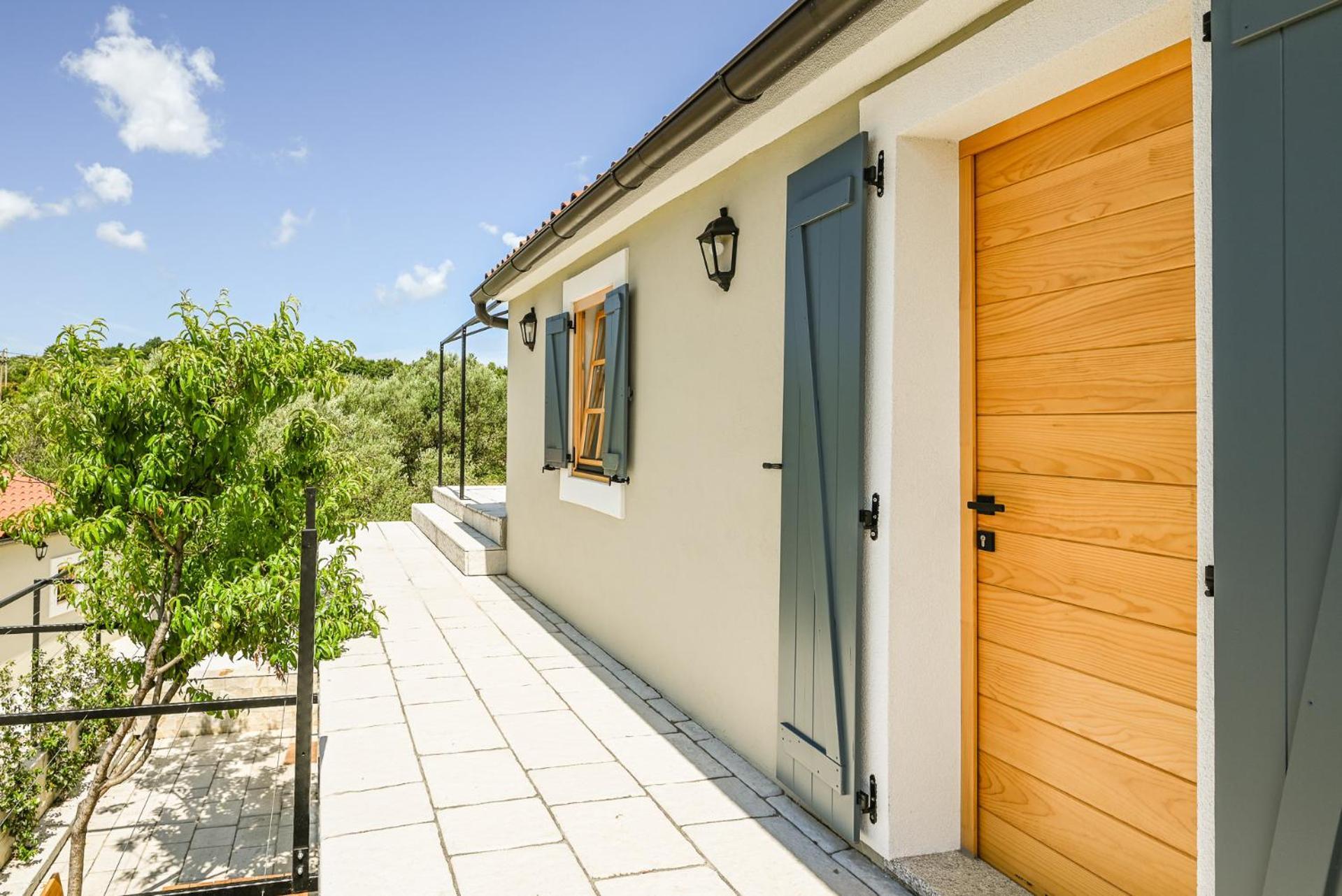 Medanni - Boutique House In Nature With Pool Apartment Izola