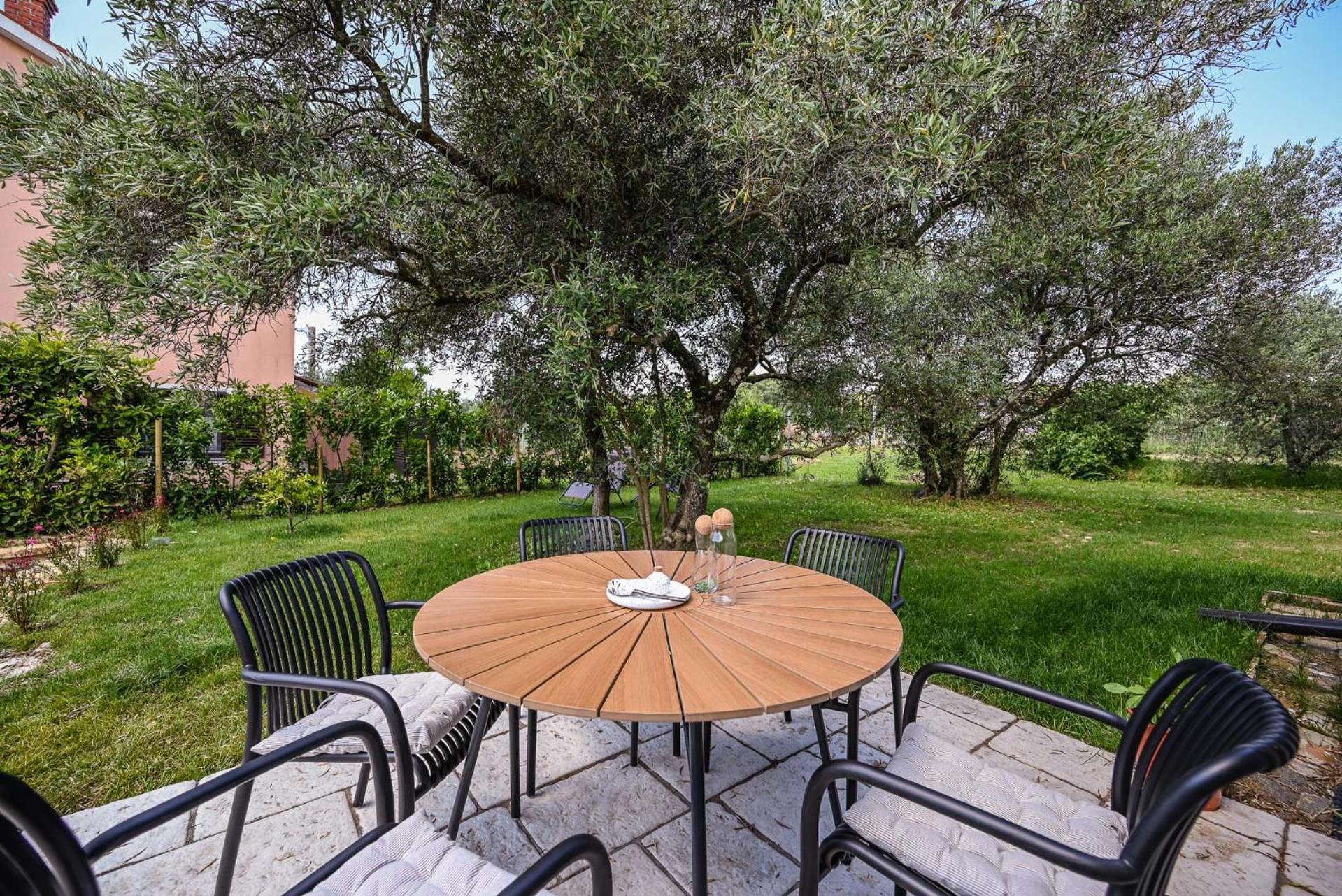 Medanni - Boutique House In Nature With Pool Apartment *