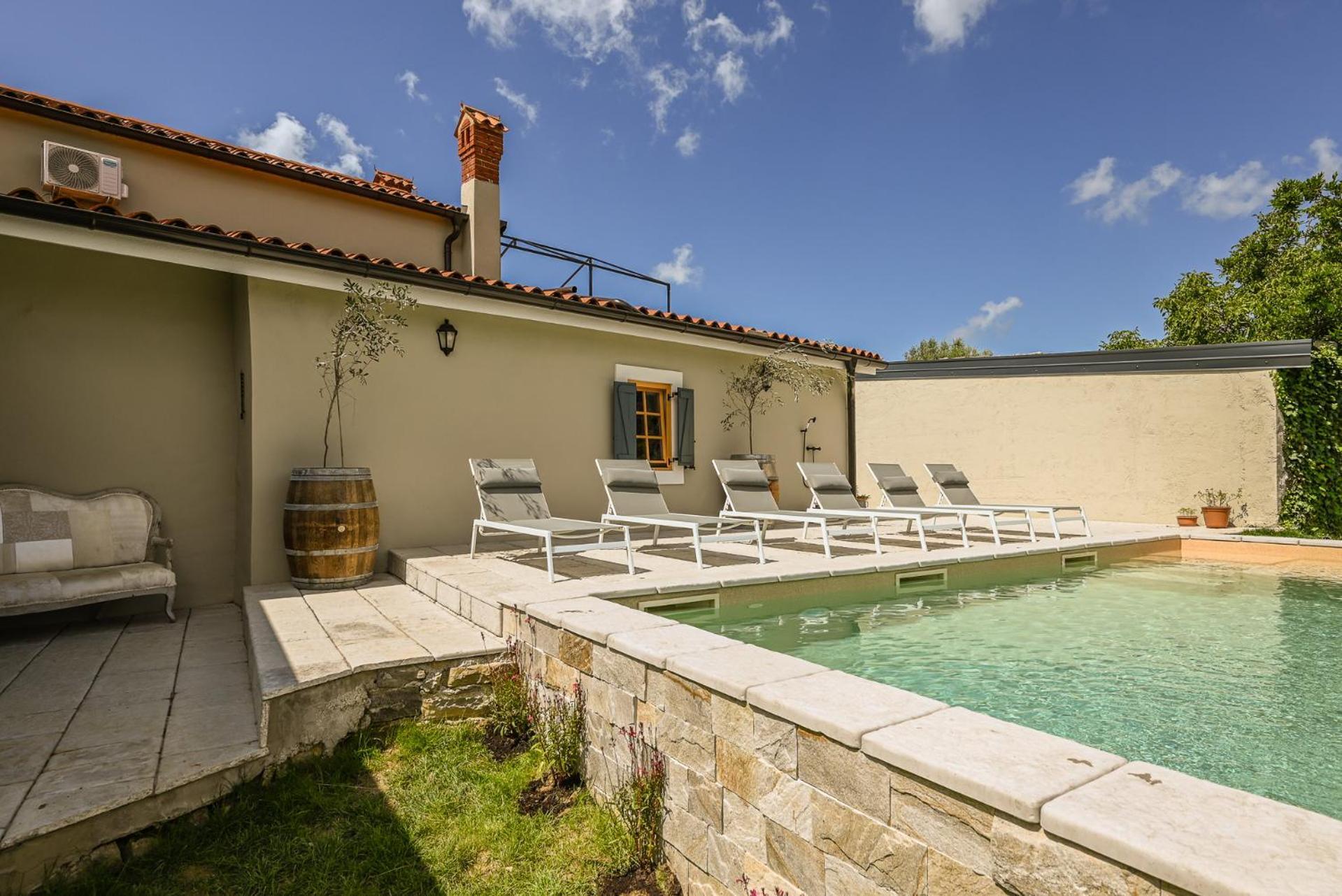 Medanni - Boutique House In Nature With Pool